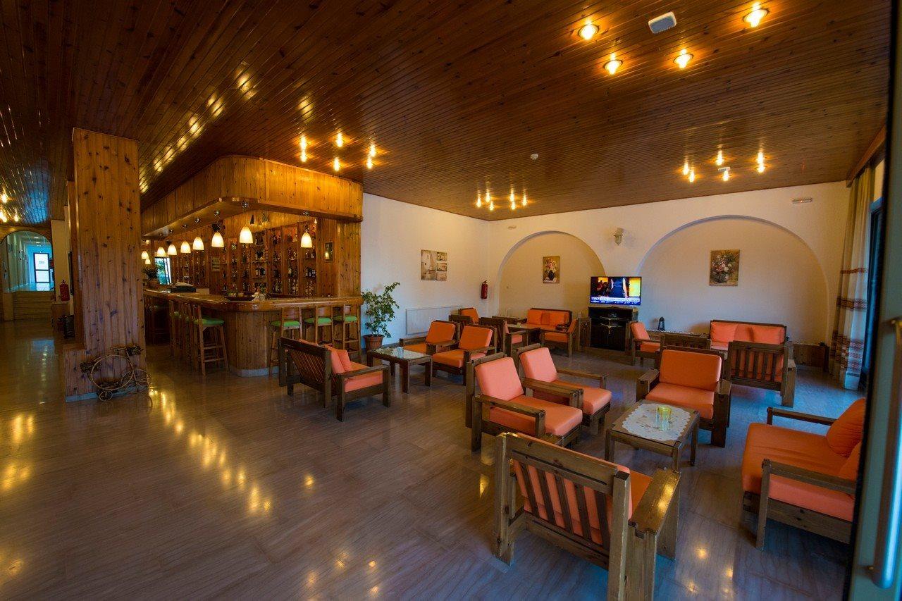 International Hotel คอสทาวน์ ภายนอก รูปภาพ