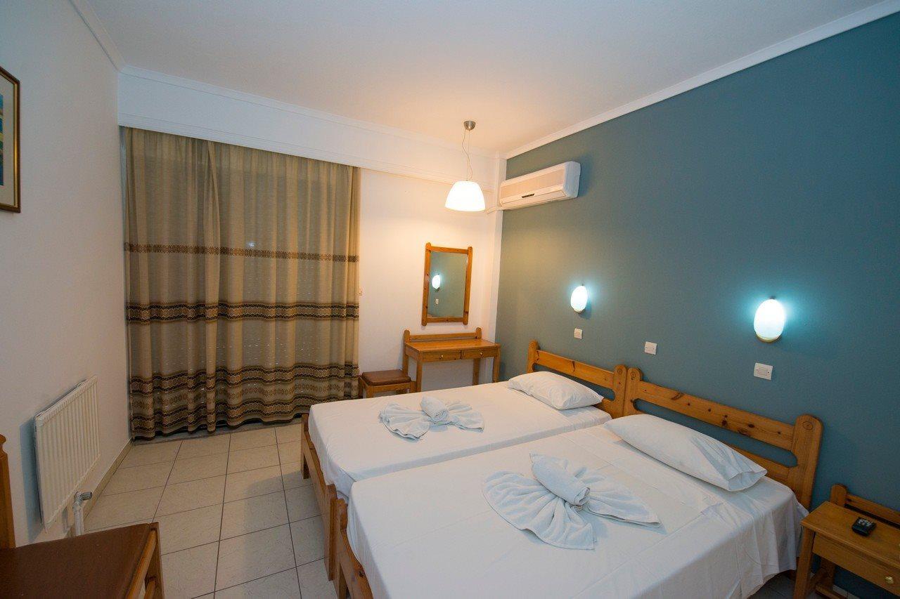 International Hotel คอสทาวน์ ภายนอก รูปภาพ