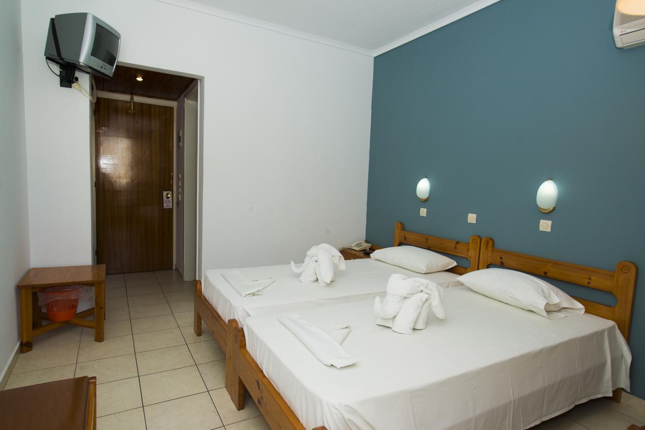 International Hotel คอสทาวน์ ภายนอก รูปภาพ