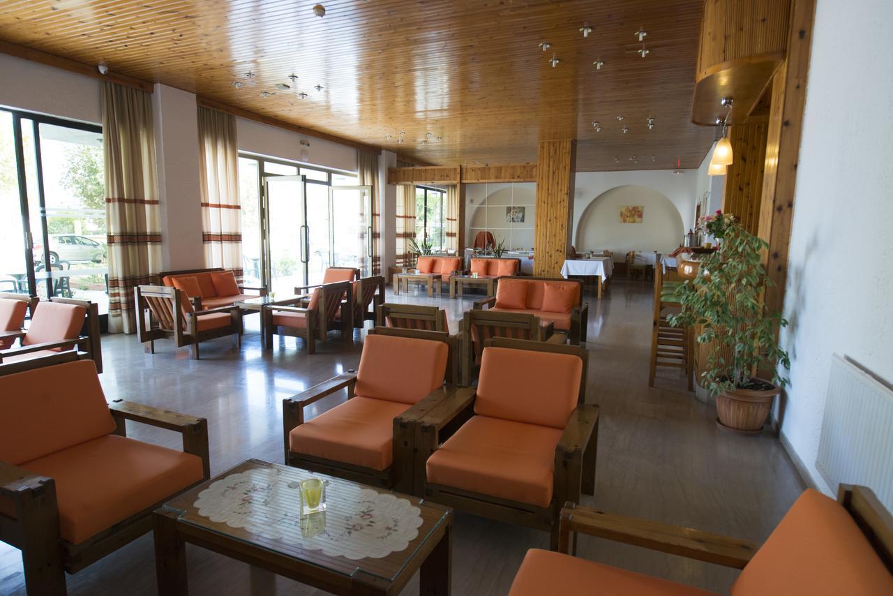 International Hotel คอสทาวน์ ภายนอก รูปภาพ